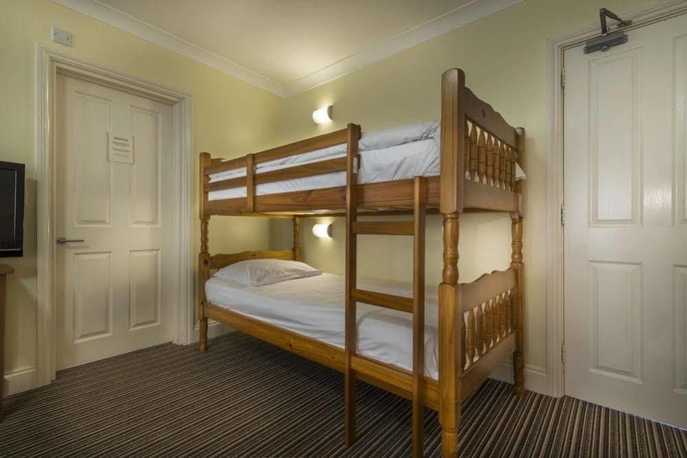 The Golden Lion Hotel, St Ives, Cambridgeshire セント・アイヴス エクステリア 写真
